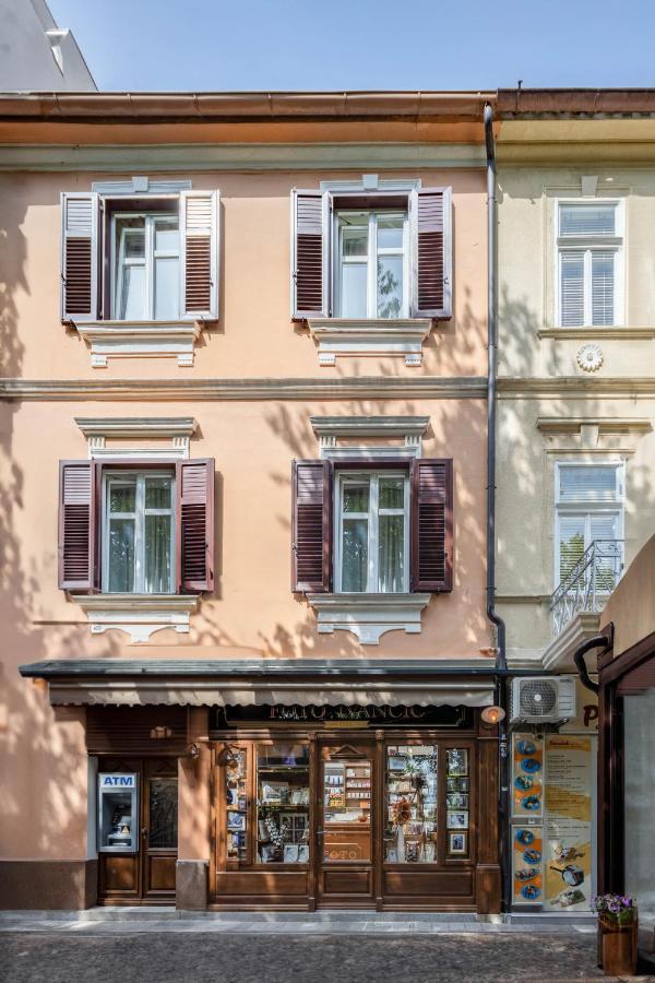 Photel Studio Apartments Crikvenica Exterior foto